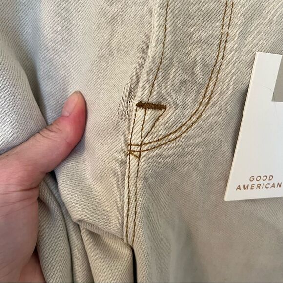Good American 90’s Icon Straight Fit Jean Bone *Flaw - Picture 5 of 11